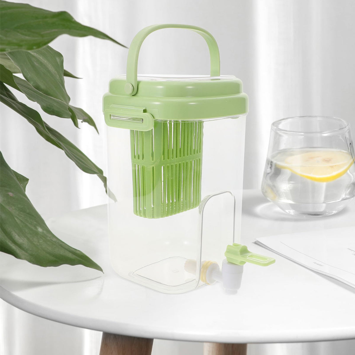 Green 2L Drink Dispenser with Faucet M68314
